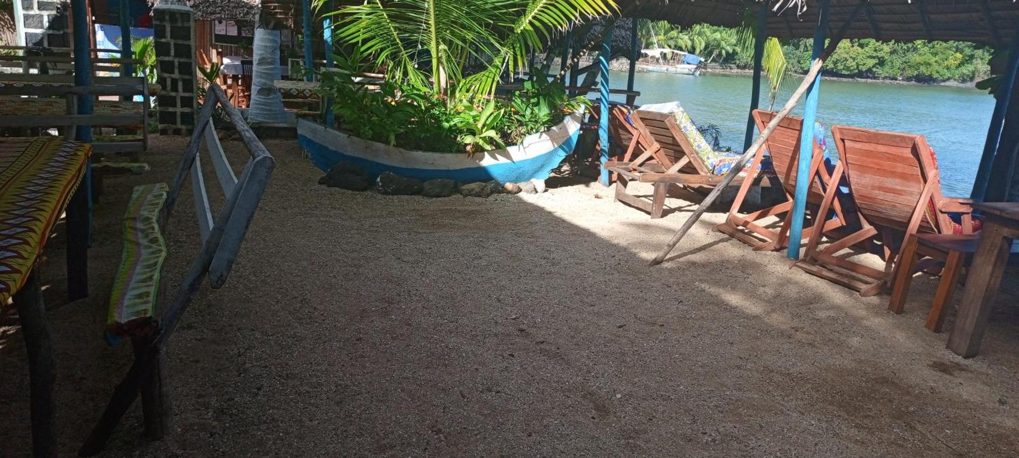 Hotel Piscine Bimoko Nosy-Be Exterior foto