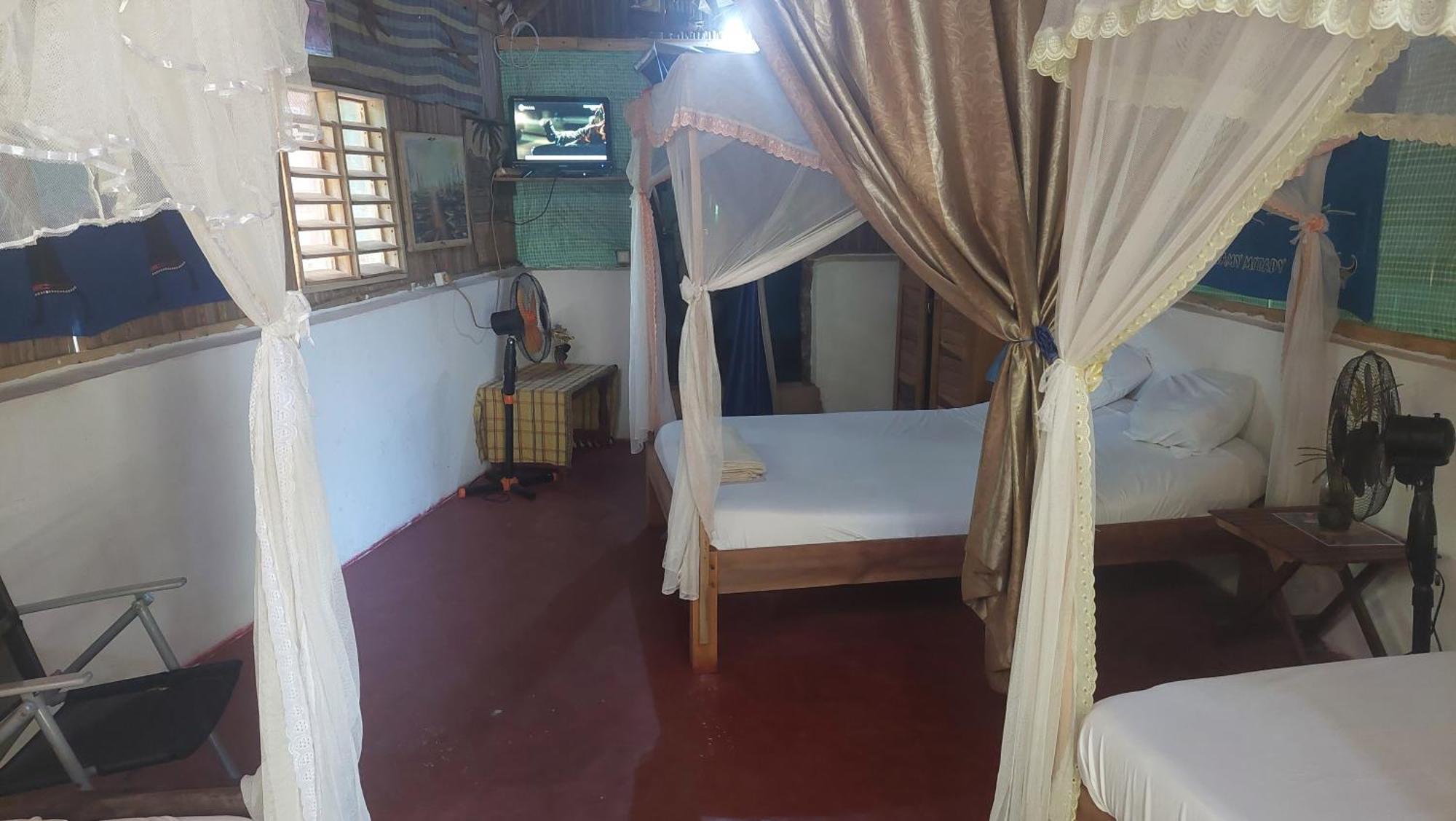 Hotel Piscine Bimoko Nosy-Be Exterior foto