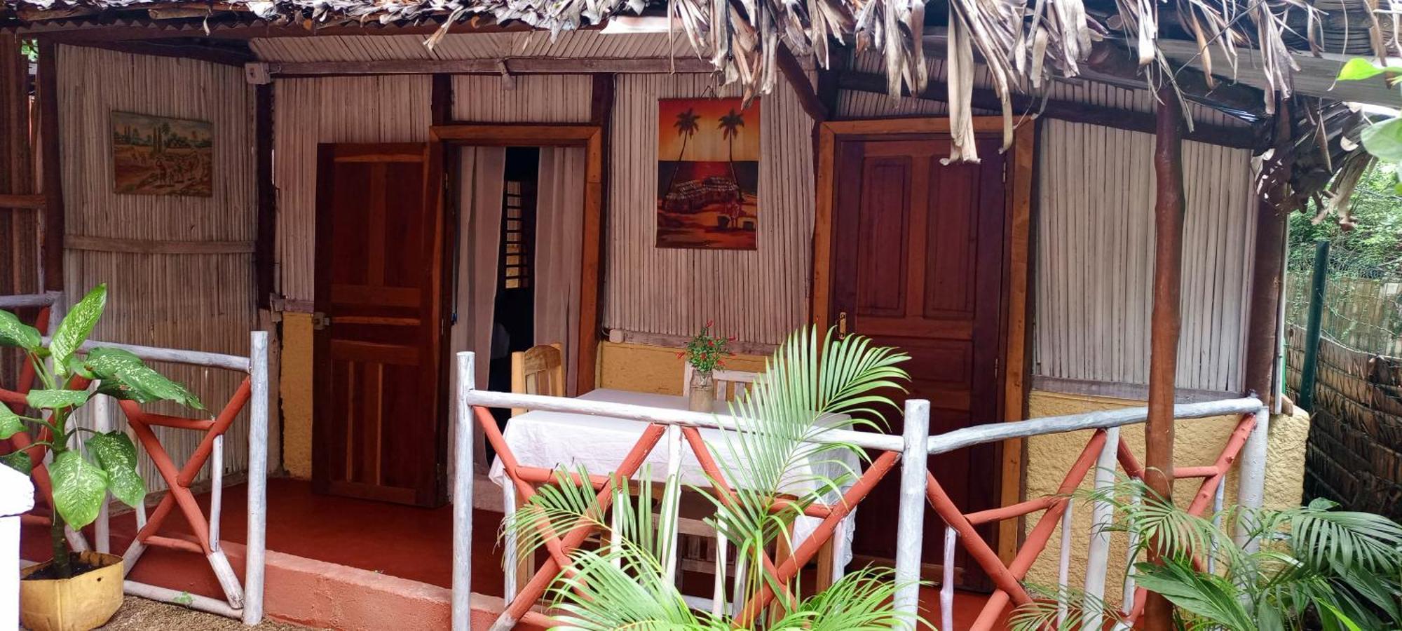 Hotel Piscine Bimoko Nosy-Be Exterior foto