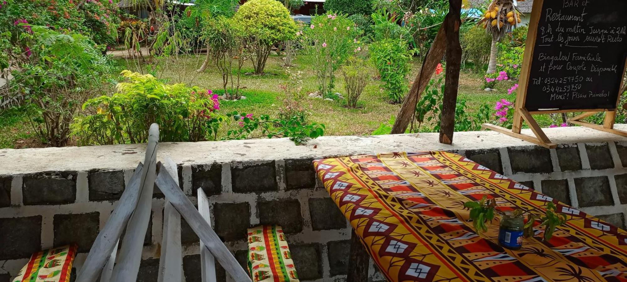 Hotel Piscine Bimoko Nosy-Be Exterior foto